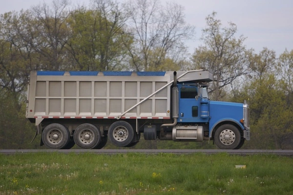 Why Hauling Services Are Essential for Large Decluttering Jobs Thorsby AL